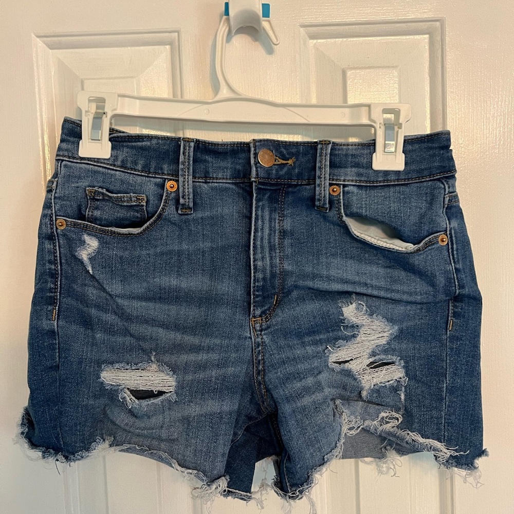 Universal Thread by Target Distressed Denim Jean Shorts Size 4/27
